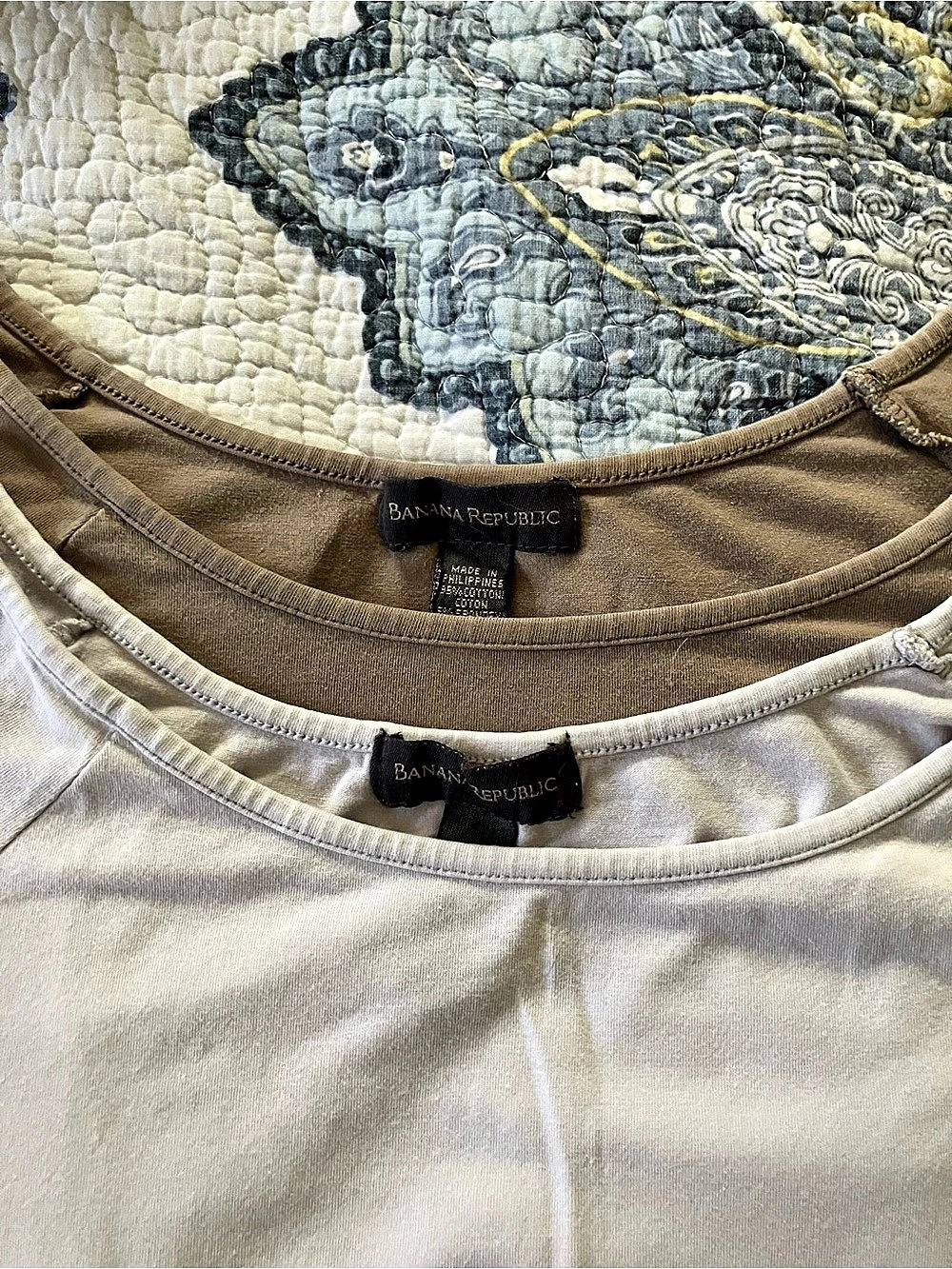 Banana Republic Short Sleeve Tee set of two in light blue/purple & Brown/khaki